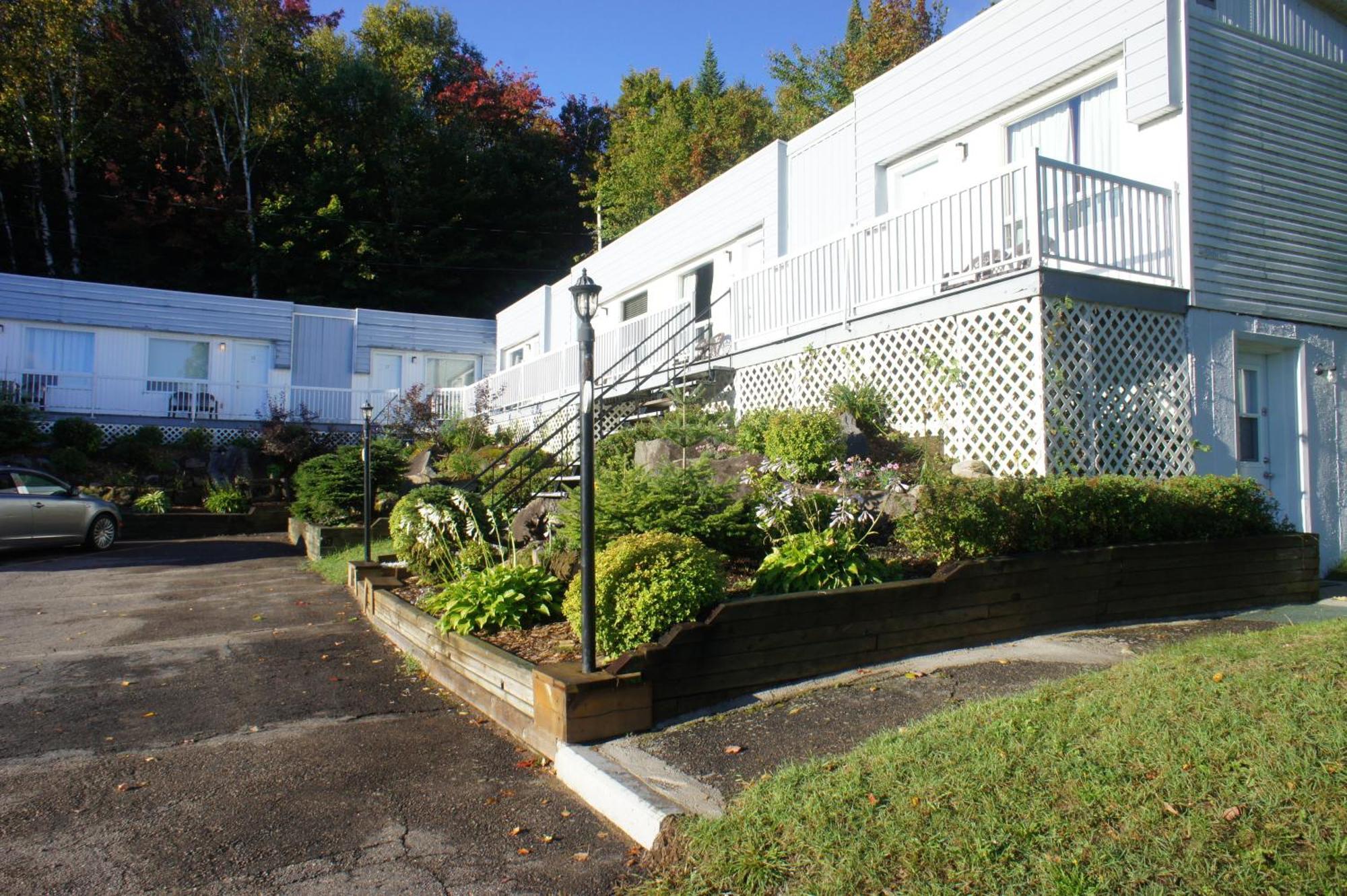 Motel Clair Mont Sainte-Agathe-des-Monts Ngoại thất bức ảnh